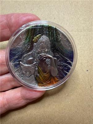 Niue 2025 2$ ESCA Dark Beauties 50gr silver coin