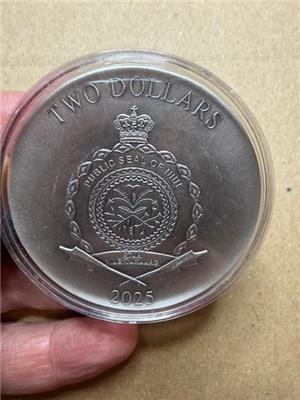 Niue 2025 2$ ESCA Dark Beauties 50gr silver coin