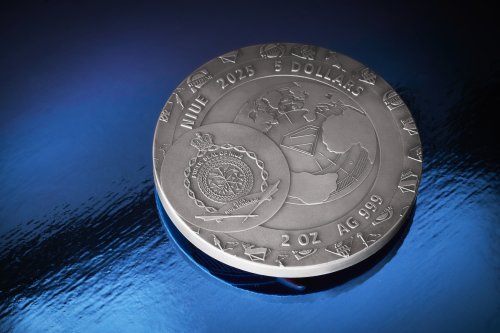 Niue 2026 5$ SUPERMAN AND KRYPTO 2 Oz silver coin