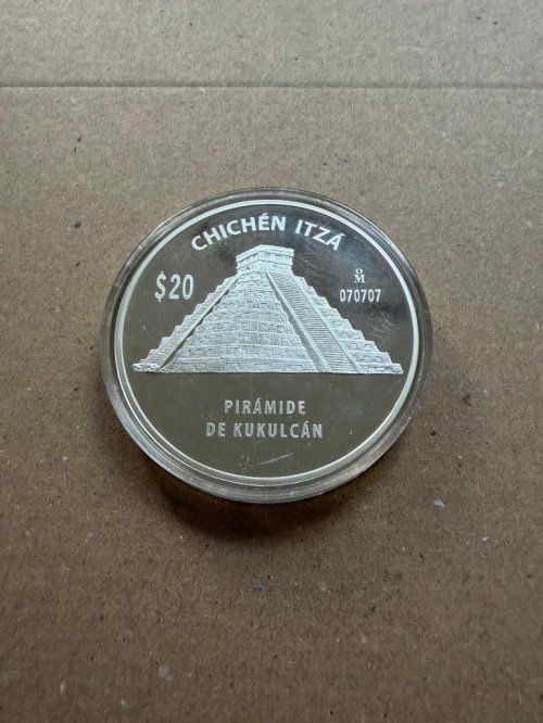 Mexico 2007 20 Pesos Chichen Itza - Kukulcan Pyramid 5 Oz silver coin